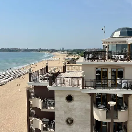 Penthouse Happy Moments 2 Slăntjev Brjag