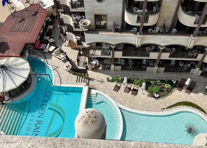 Διαμέρισμα Penthouse Happy Moments 2 *