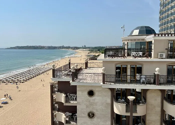 Penthouse Happy Moments 2 Σάνι Μπιτς