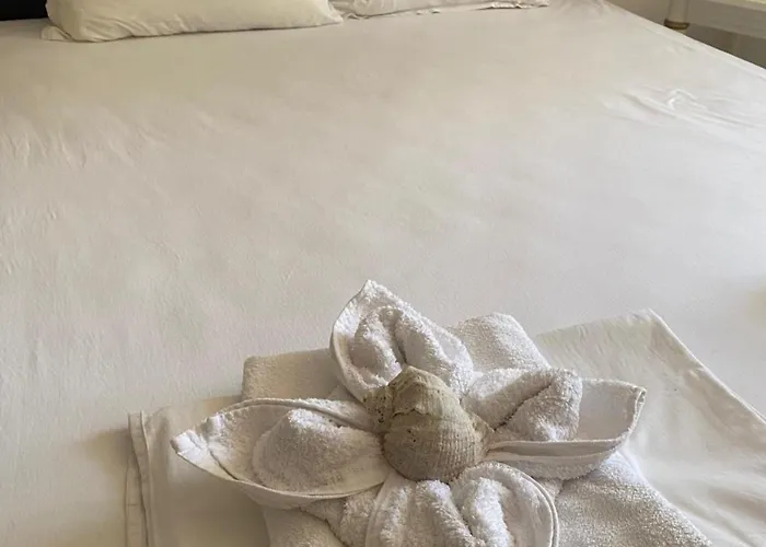 Διαμέρισμα Penthouse Happy Moments 2 *