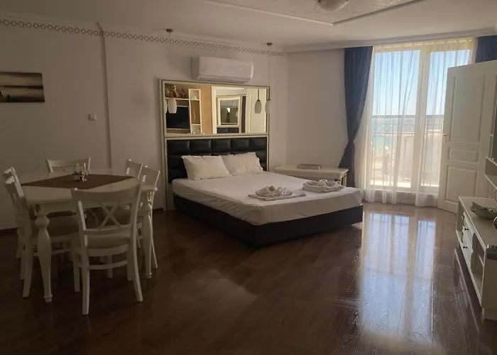 Penthouse Happy Moments 2 *