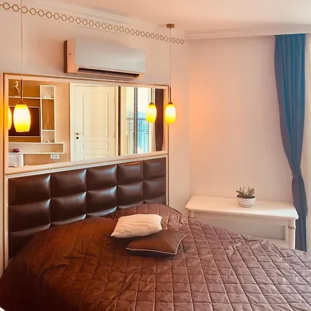 Penthouse Happy Moments 2 Апартаменти *